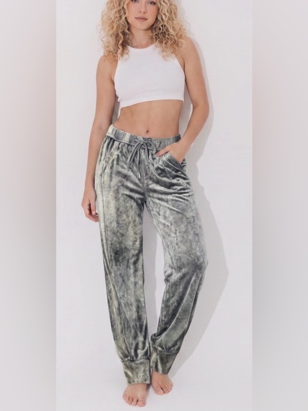 Velour Tie-Waist Lounge Pants in Gray Silver Sheen